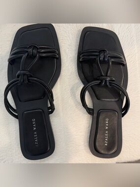 NEW Azalea Wang Black Knot-Detail Square-Toe Sandals